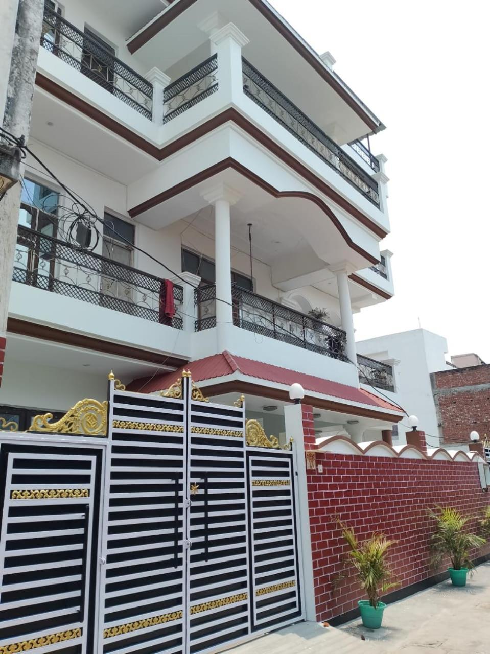 Varuna Palace Varanasi , Near Mandir & Ghat'S Eksteriør billede