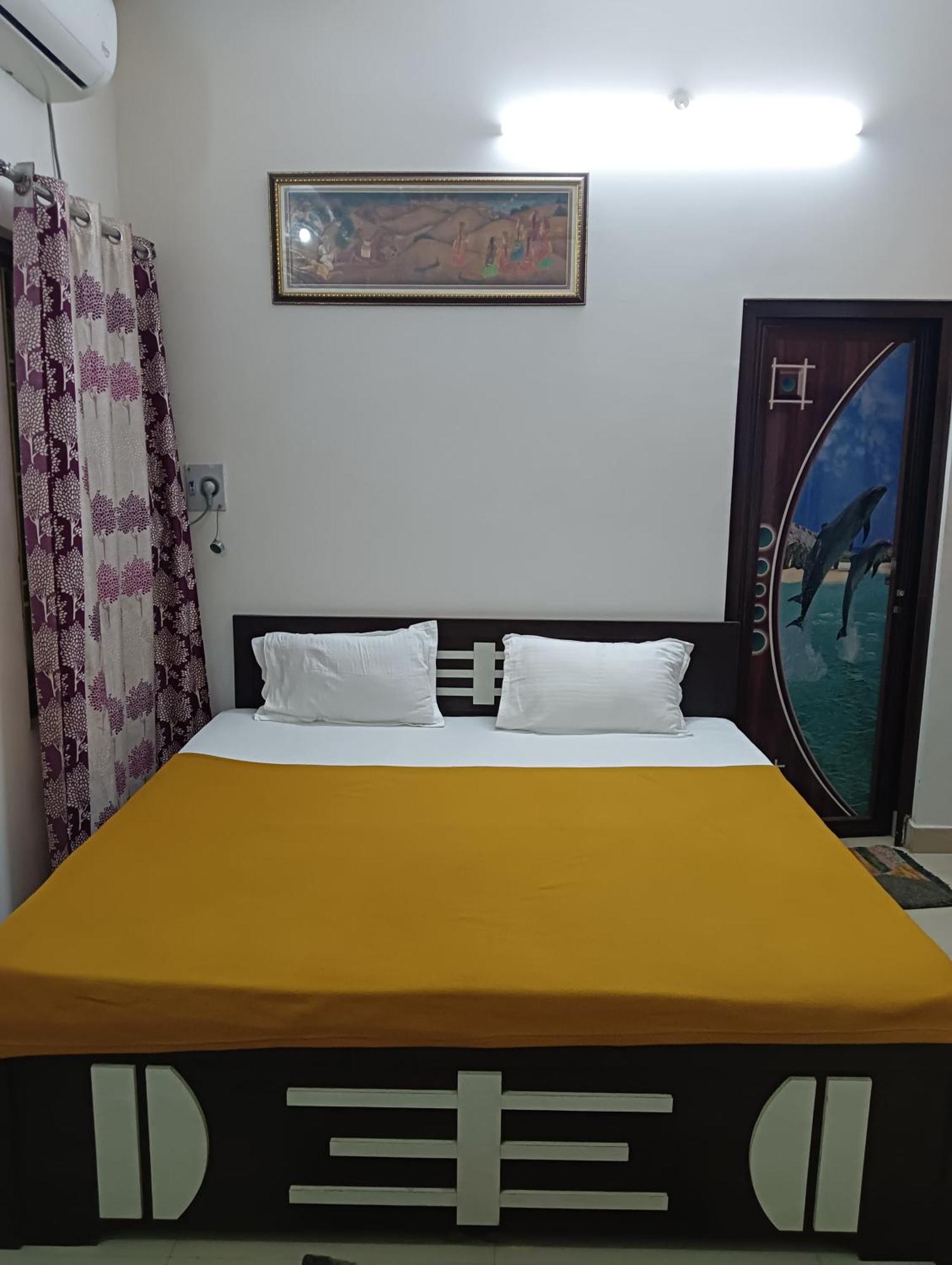 Varuna Palace Varanasi , Near Mandir & Ghat'S Eksteriør billede